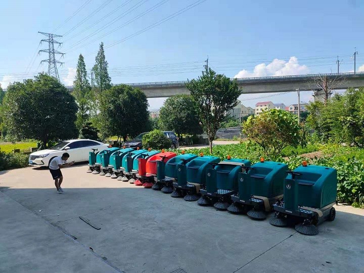 洁士MN1250小型电动驾驶式蜜柚APP下载安装/电动驾驶式扫地车/电动驾驶式清扫车/电动驾驶式清扫机/电动驾驶式扫路车/电动驾驶式扫路机
