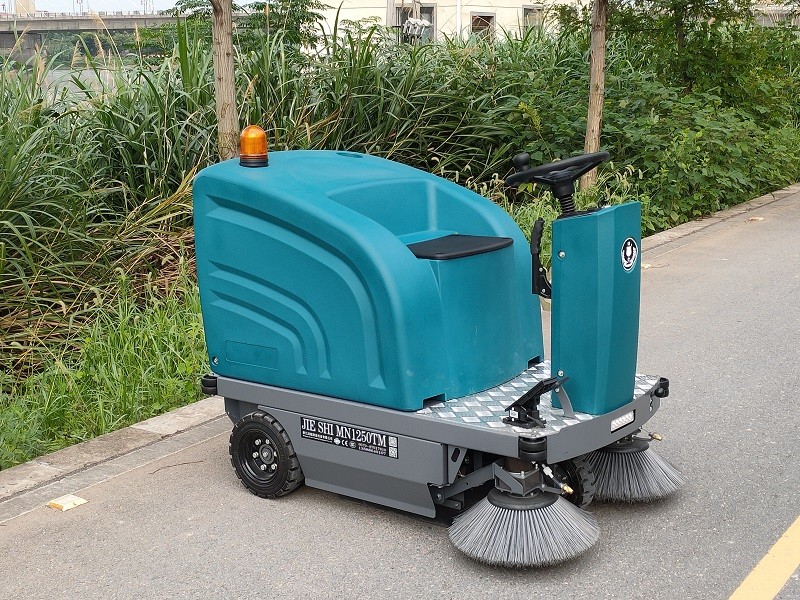 洁士MN1250小型电动驾驶式蜜柚APP下载安装/电动驾驶式扫地车/电动驾驶式清扫车/电动驾驶式清扫机/电动驾驶式扫路车/电动驾驶式扫路机
