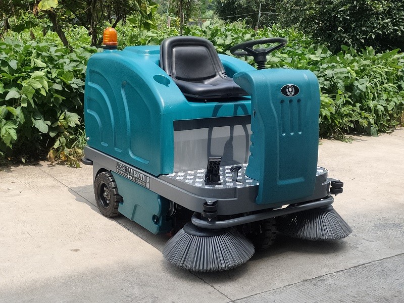 AM1500TM驾驶式扫地车/AM1500TM电动驾驶式蜜柚APP下载安装