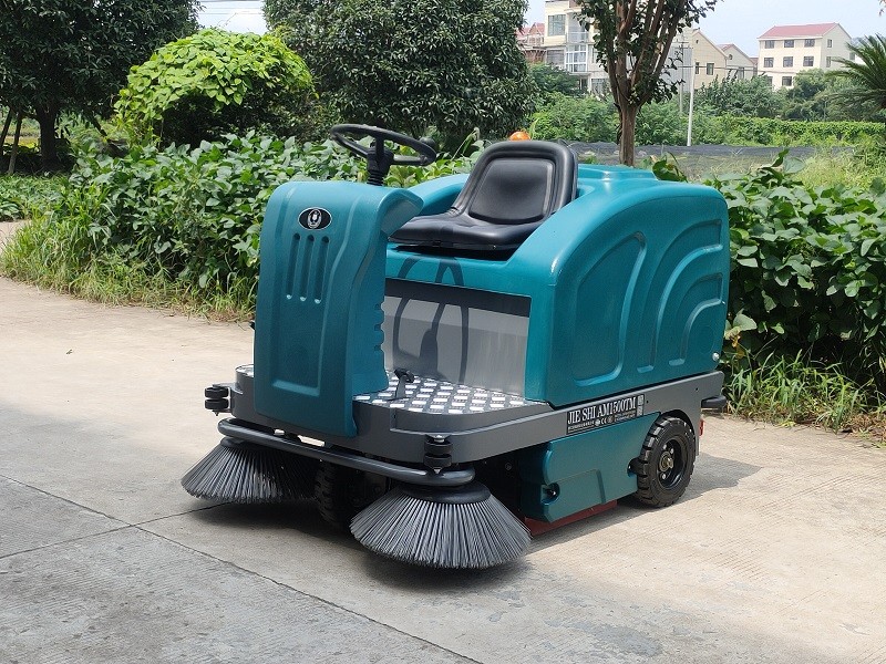 AM1500TM驾驶式扫地车/AM1500TM电动驾驶式蜜柚APP下载安装